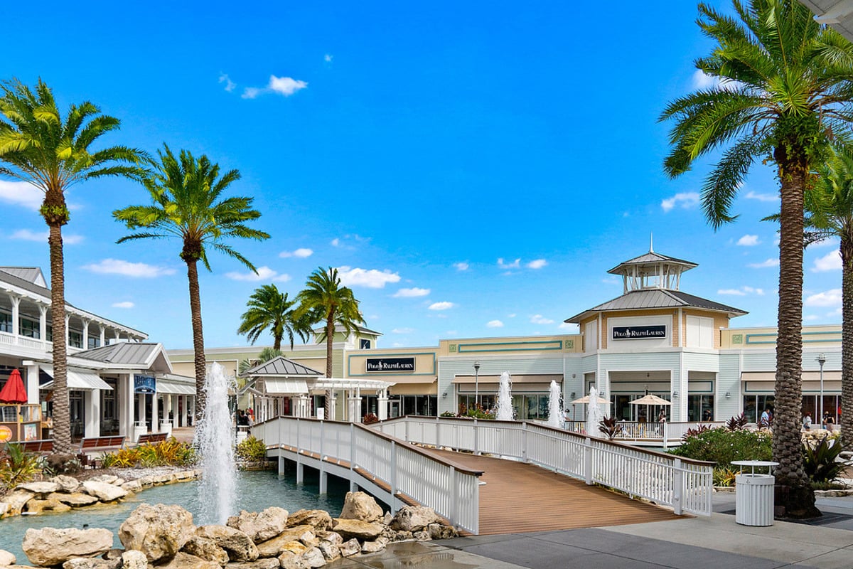 Quick drive to Tampa Premium Outlets®