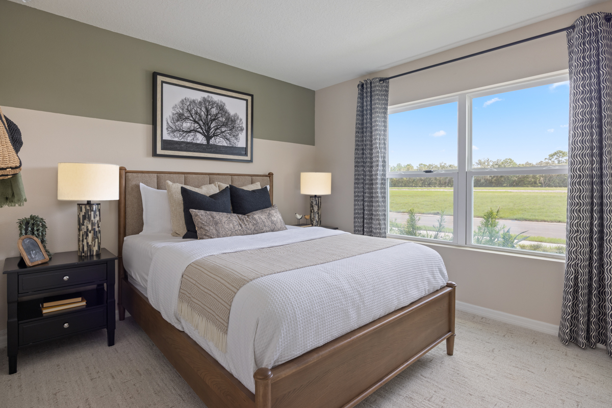 Secondary bedroom