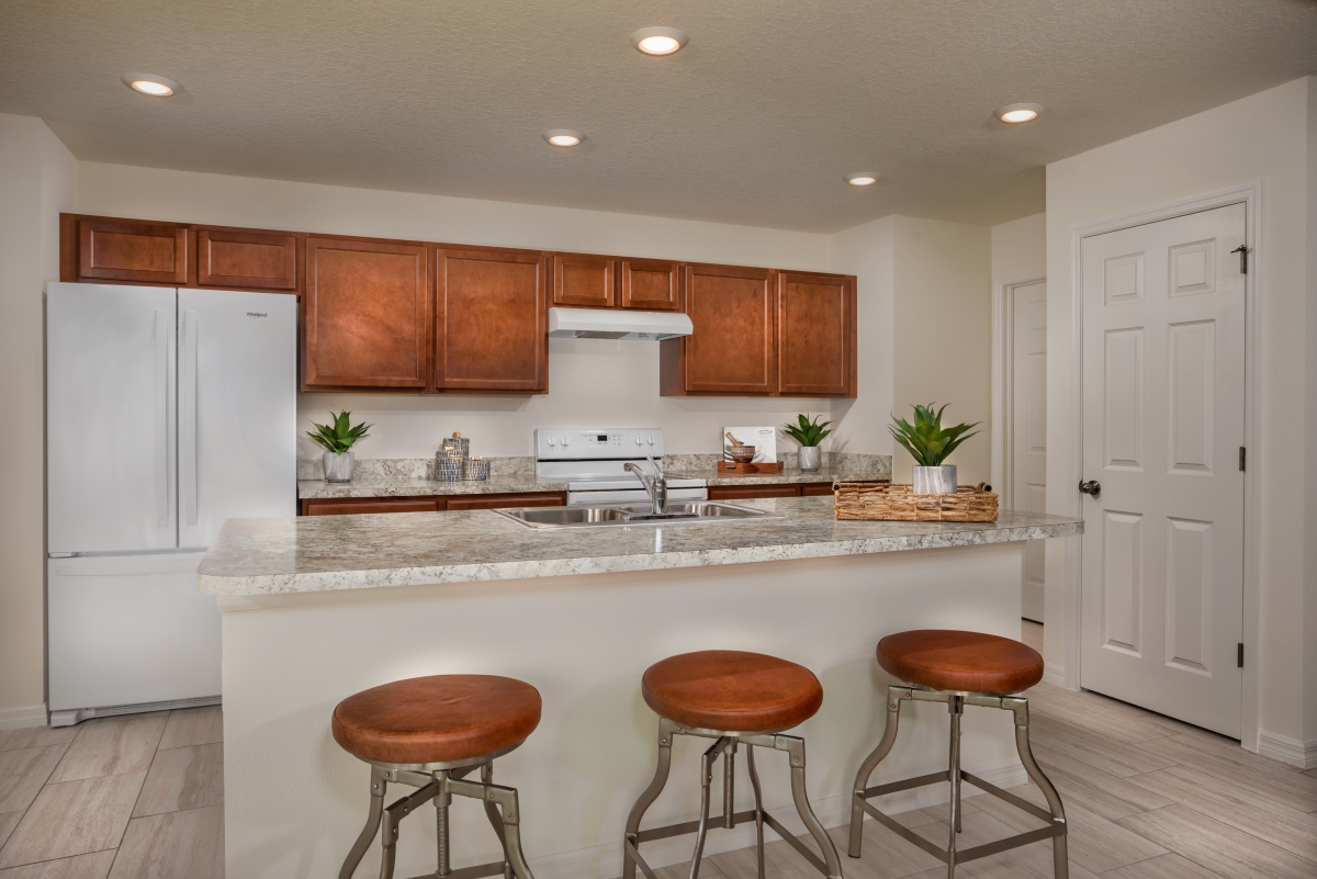 New Homes in Riverview, FL - Magnolia Creek Plan 1637 Kitchen