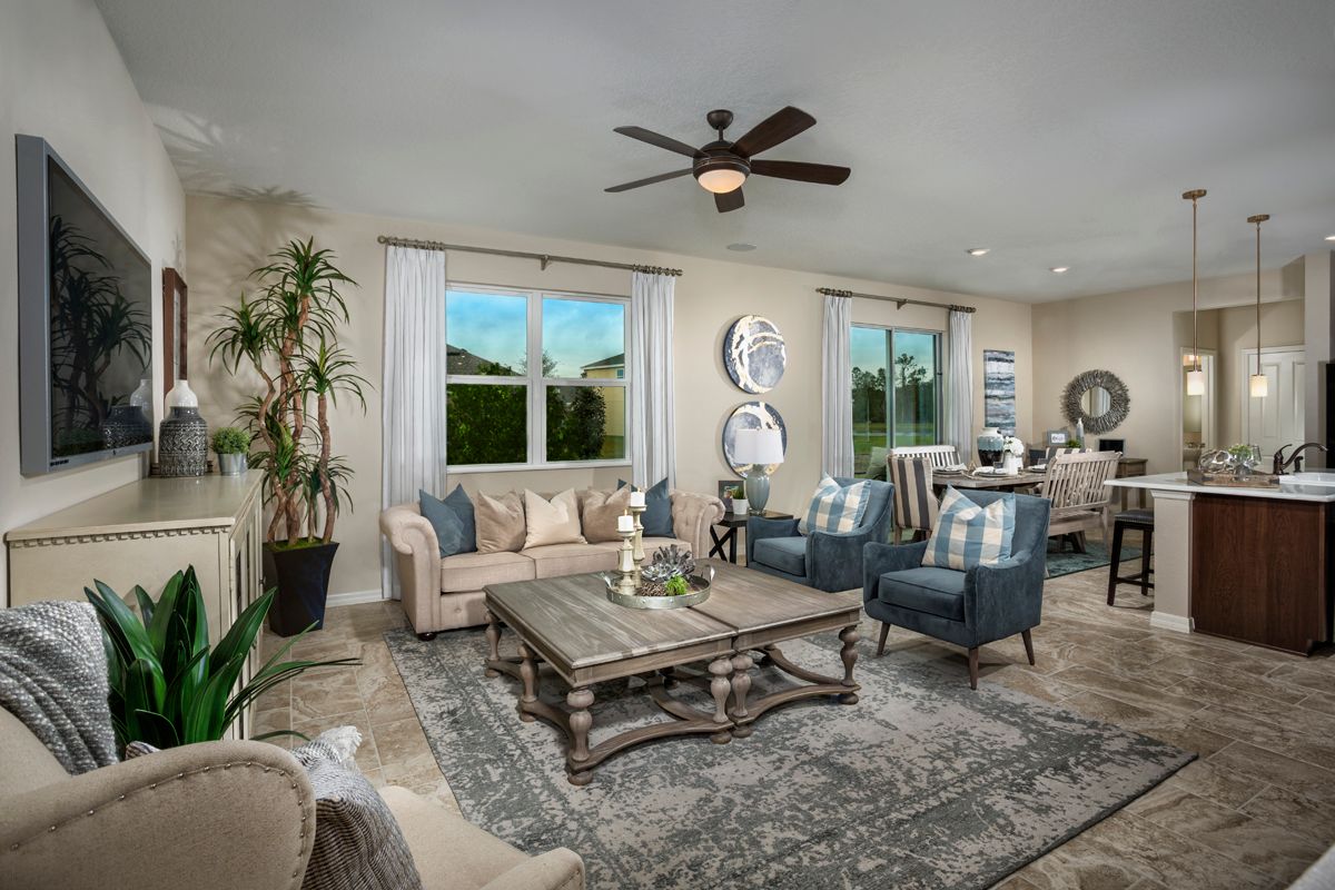 New Homes in Riverview, FL - Magnolia Creek Plan 2716 Great Room