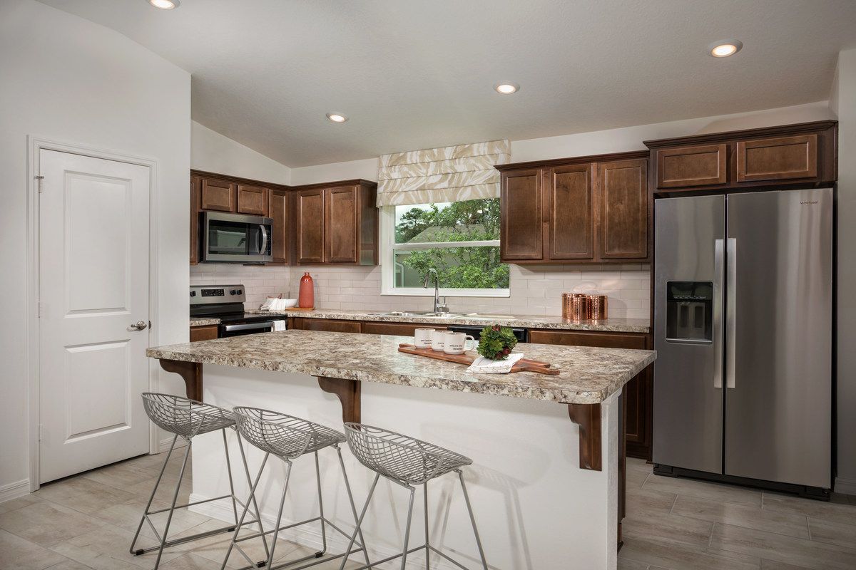 New Homes in Zephyrhills, FL - River Run I Plan 1511 Kitchen