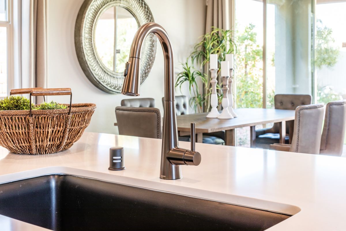 Breakfast bar with undermount sink