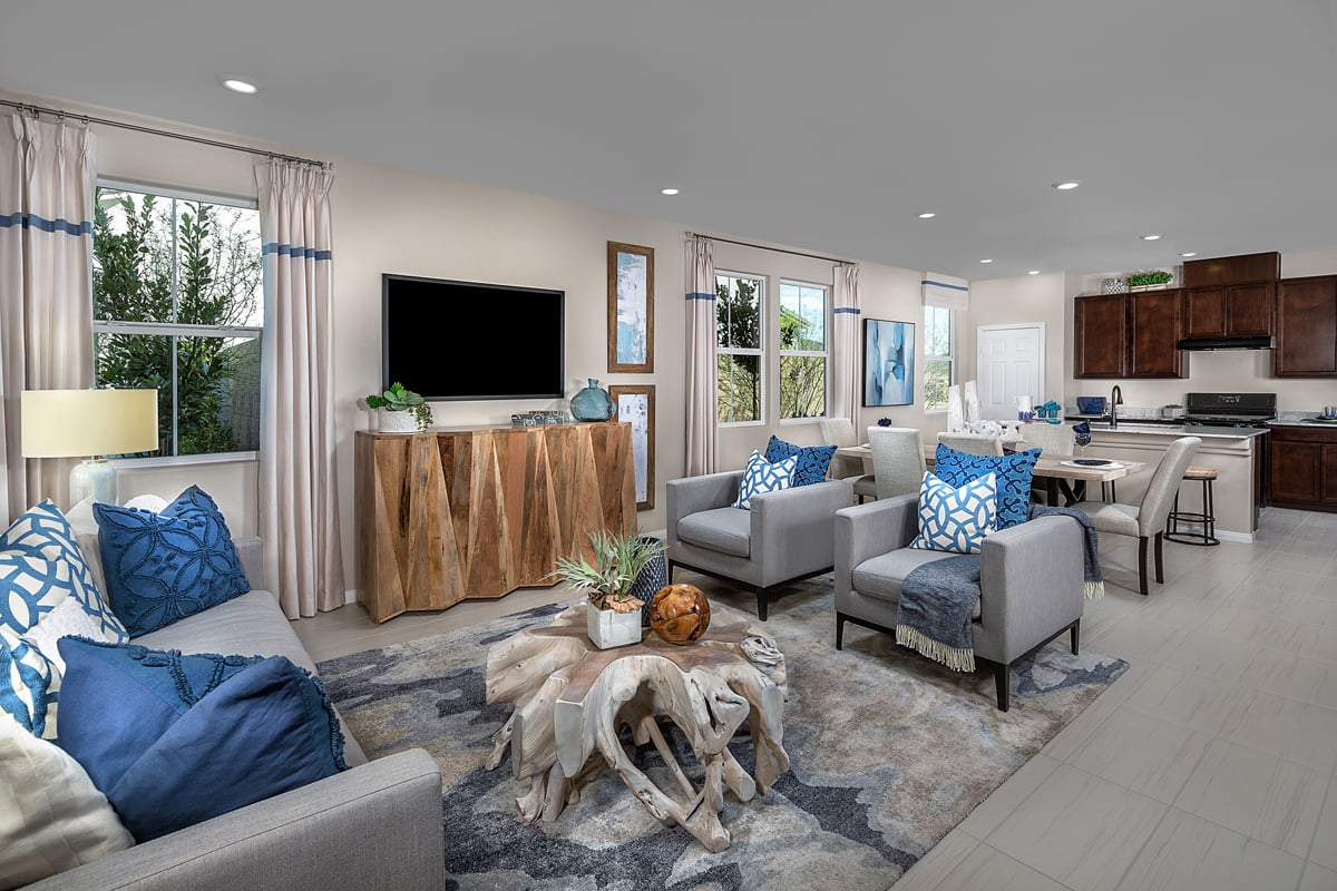 New Homes in Henderson, NV - Groves at Inspirada Plan 1921 End Unit Great Room