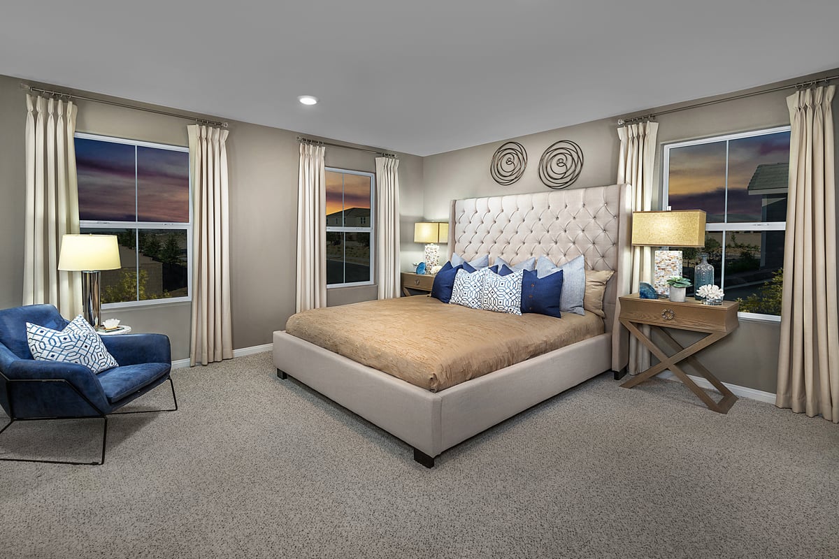 New Homes in Henderson, NV - Groves at Inspirada Plan 1921 End Unit Primary Bedroom