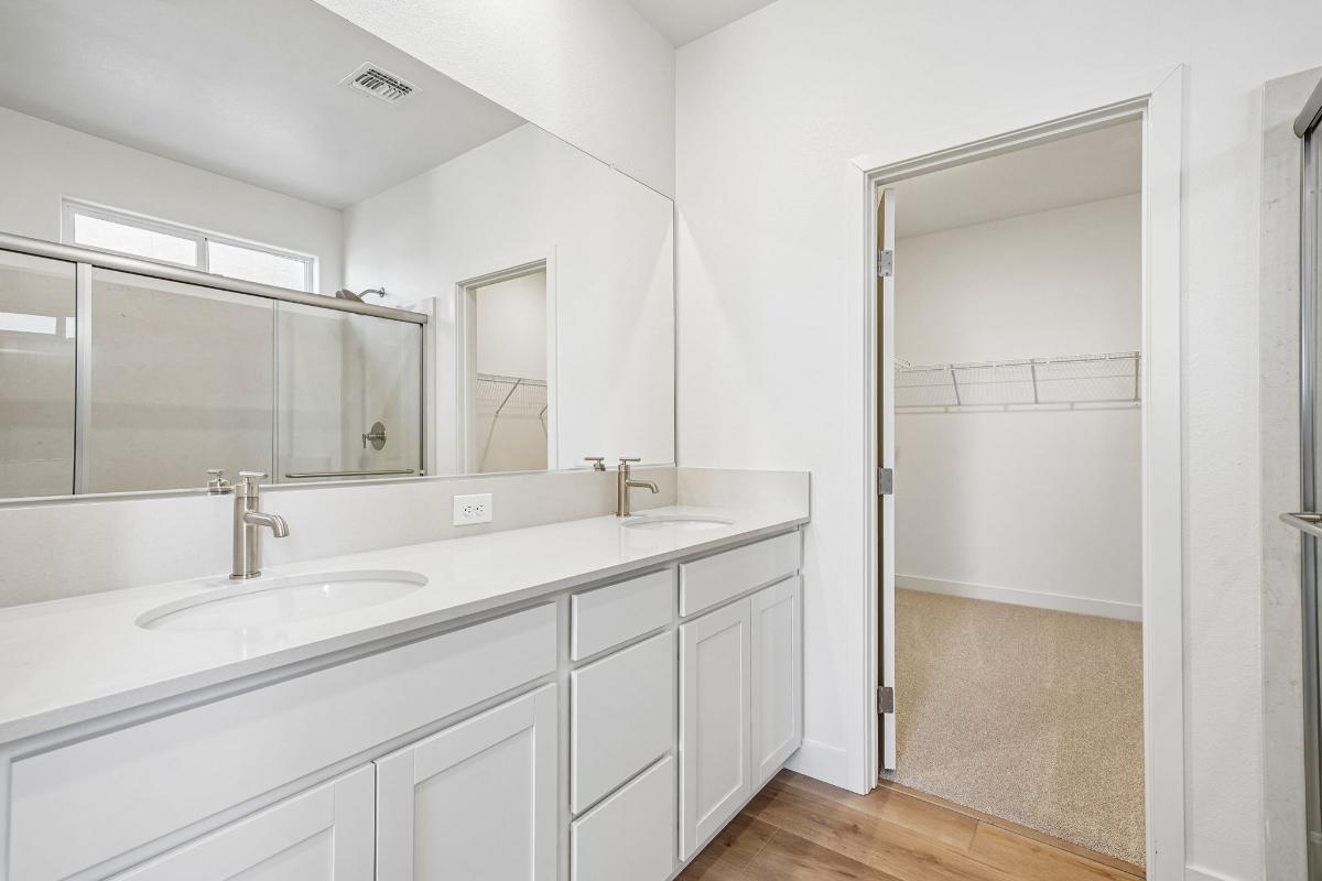 Primary bath