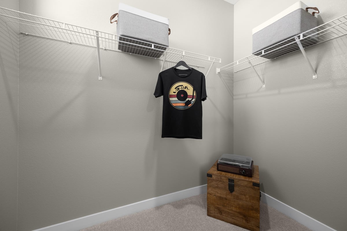 Walk-in closet