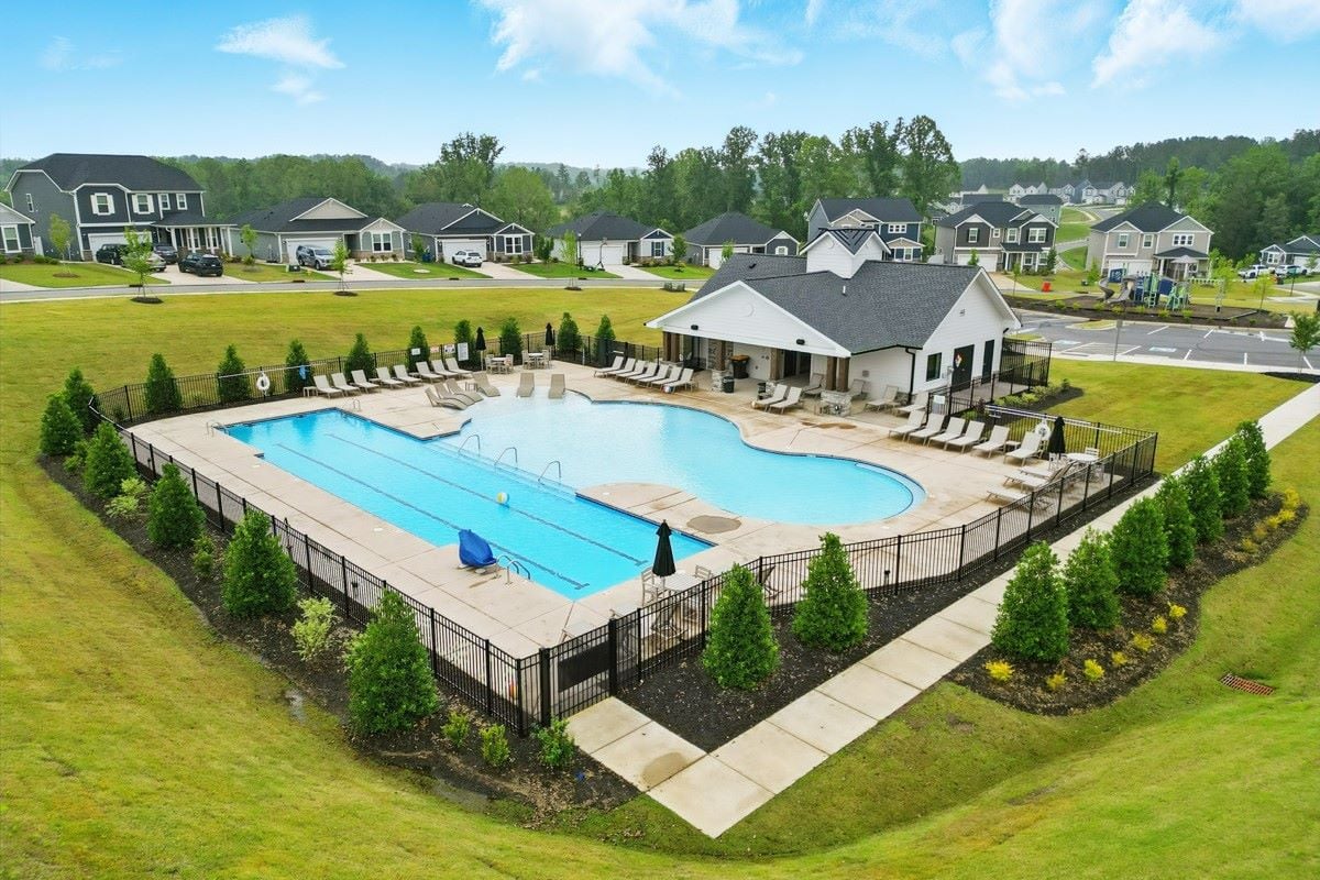 Community pool