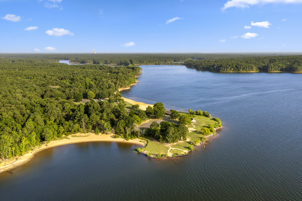 Only a 13-minute drive to Jordan Lake