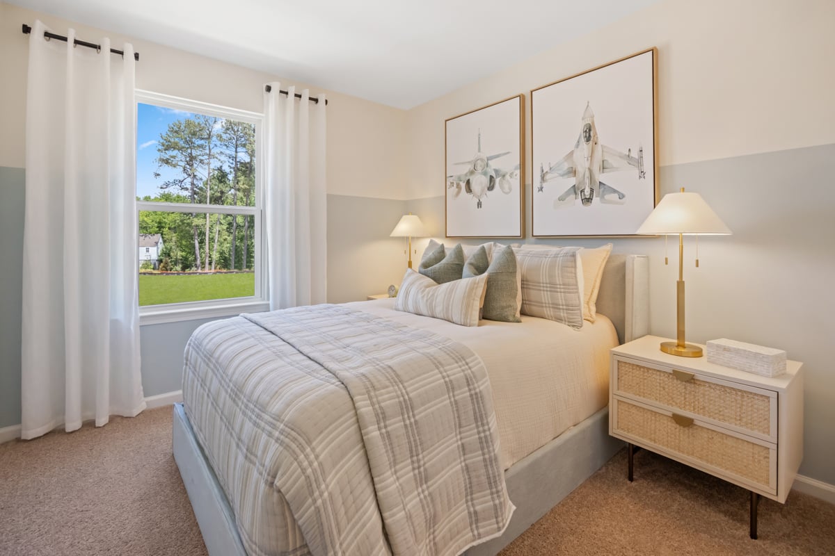Secondary bedroom