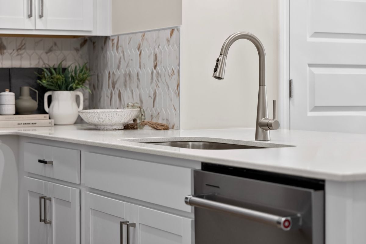 WaterSense® labeled kitchen faucet