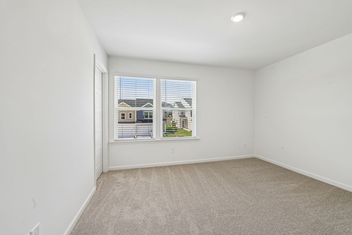 Secondary bedroom