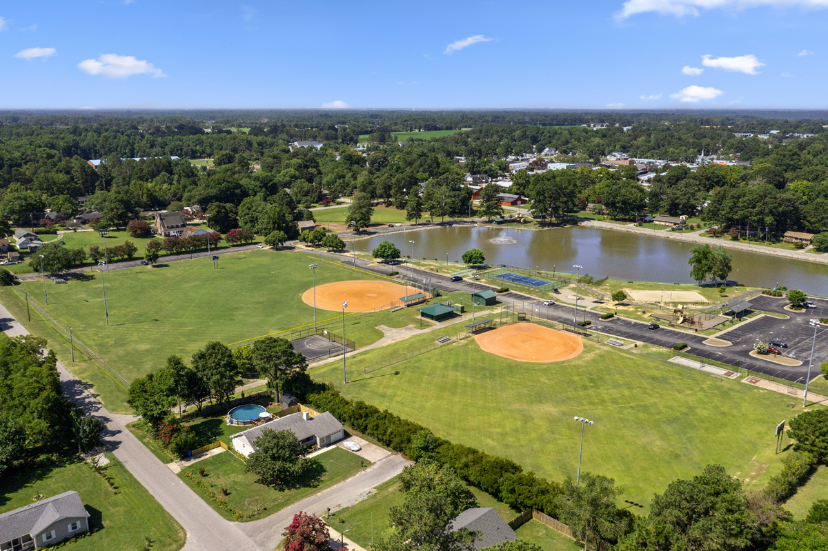 A 9-minute drive to Jack Marley Park
