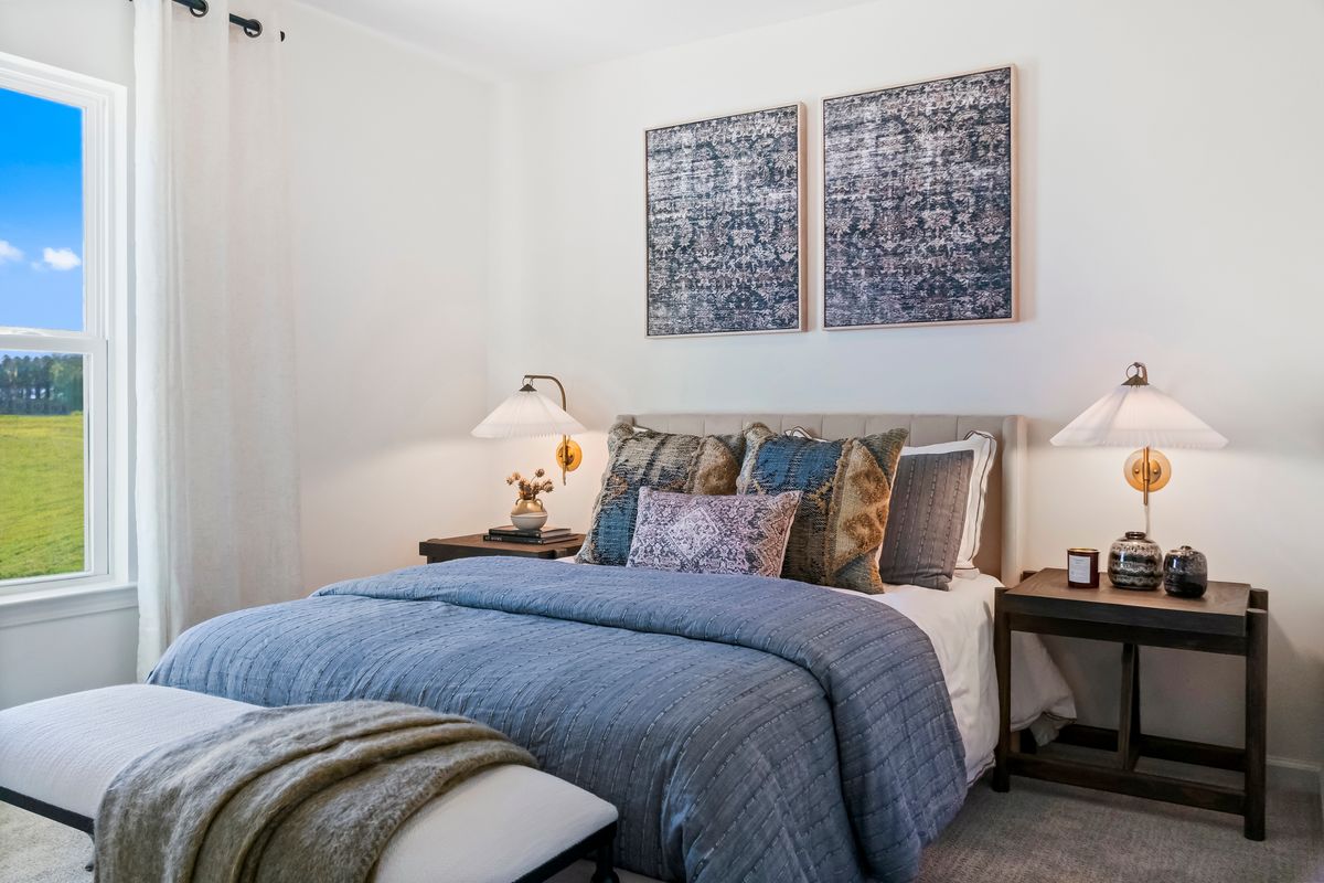 Secondary bedroom