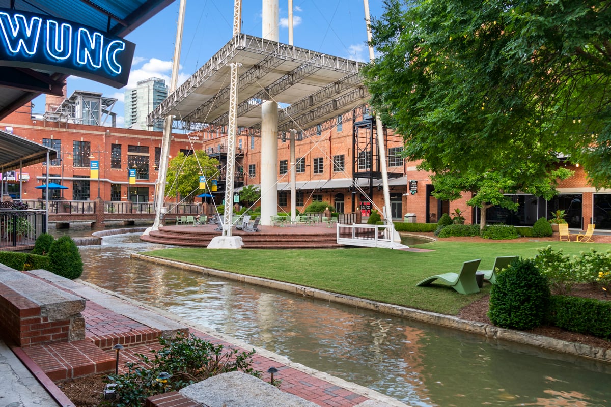 A 15-minute drive to the American Tobacco Campus