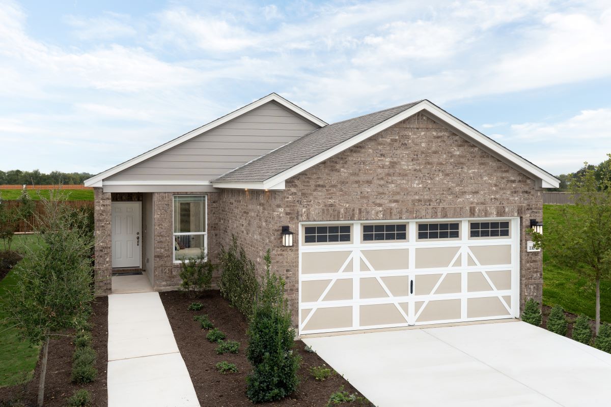 New Homes in 1104 Loganberry Dr. (NE Inner Loop and Weir Rd.), TX - Plan 1360 Modeled