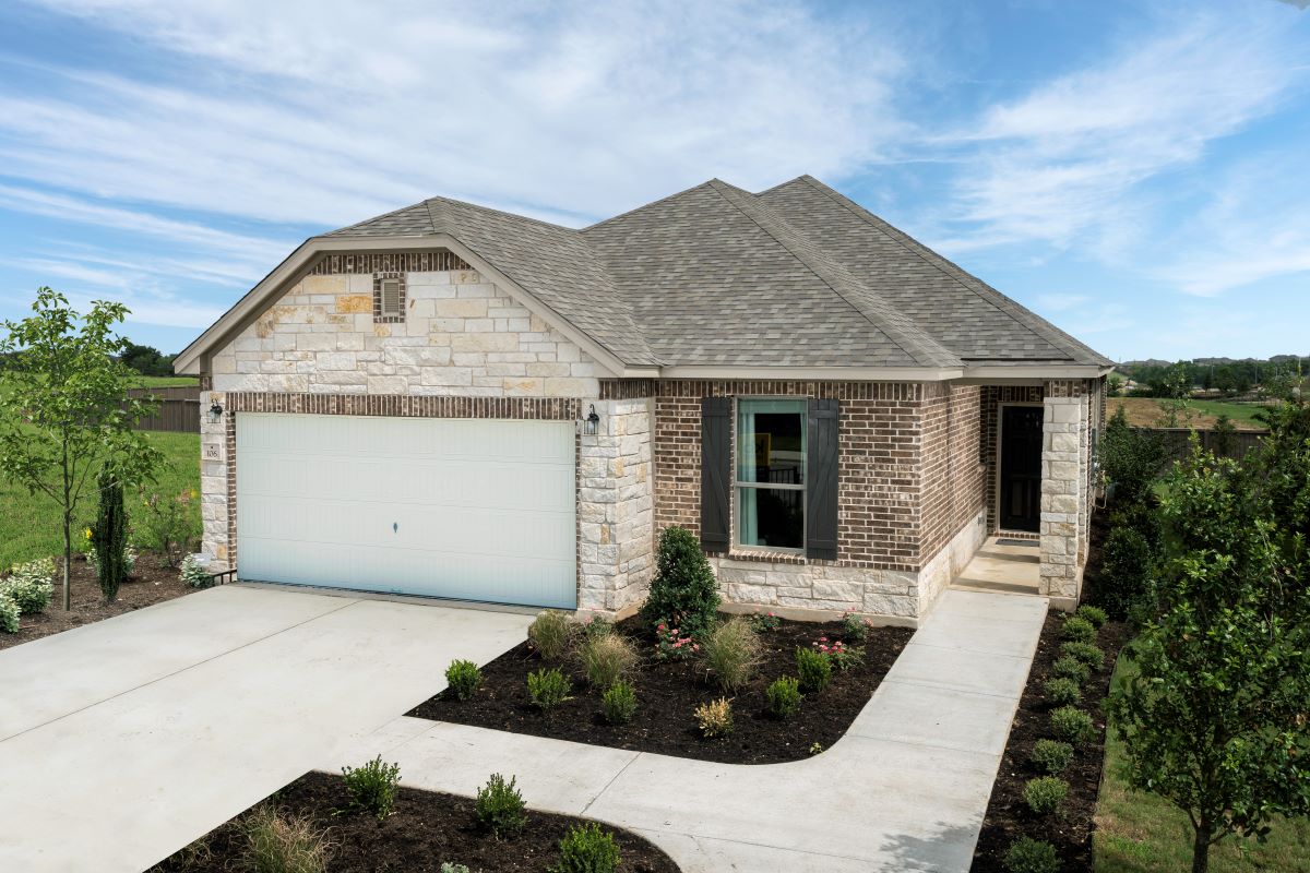 New Homes in Jarrell, TX - Sonterra - Eastwood Plan 1694 as modeled at Maple Creek