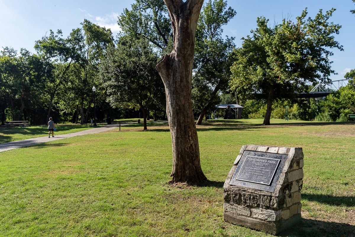 Short drive to Fisherman's Park