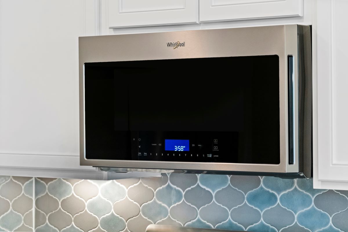 Whirlpool® stainless steel microwave