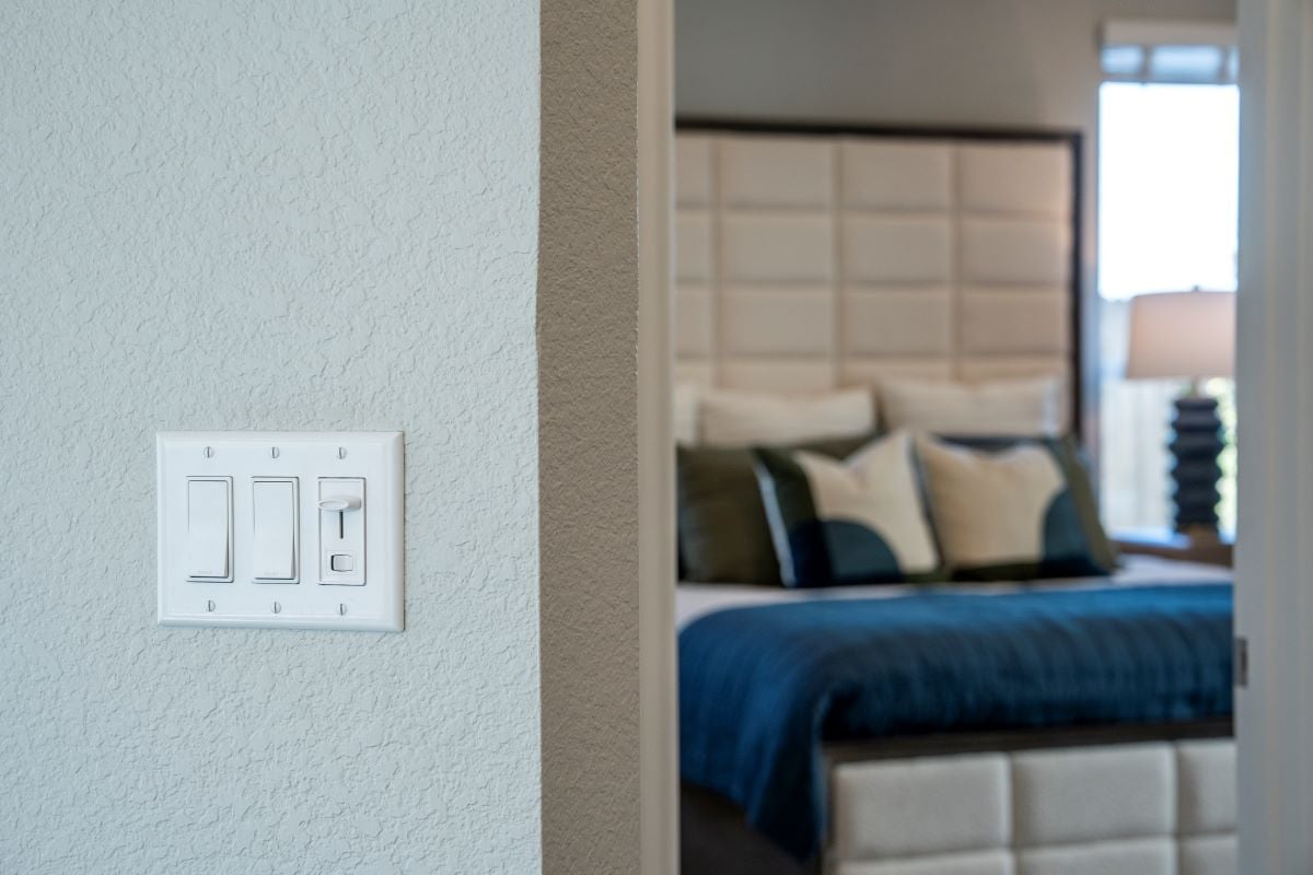 Dimmer switch