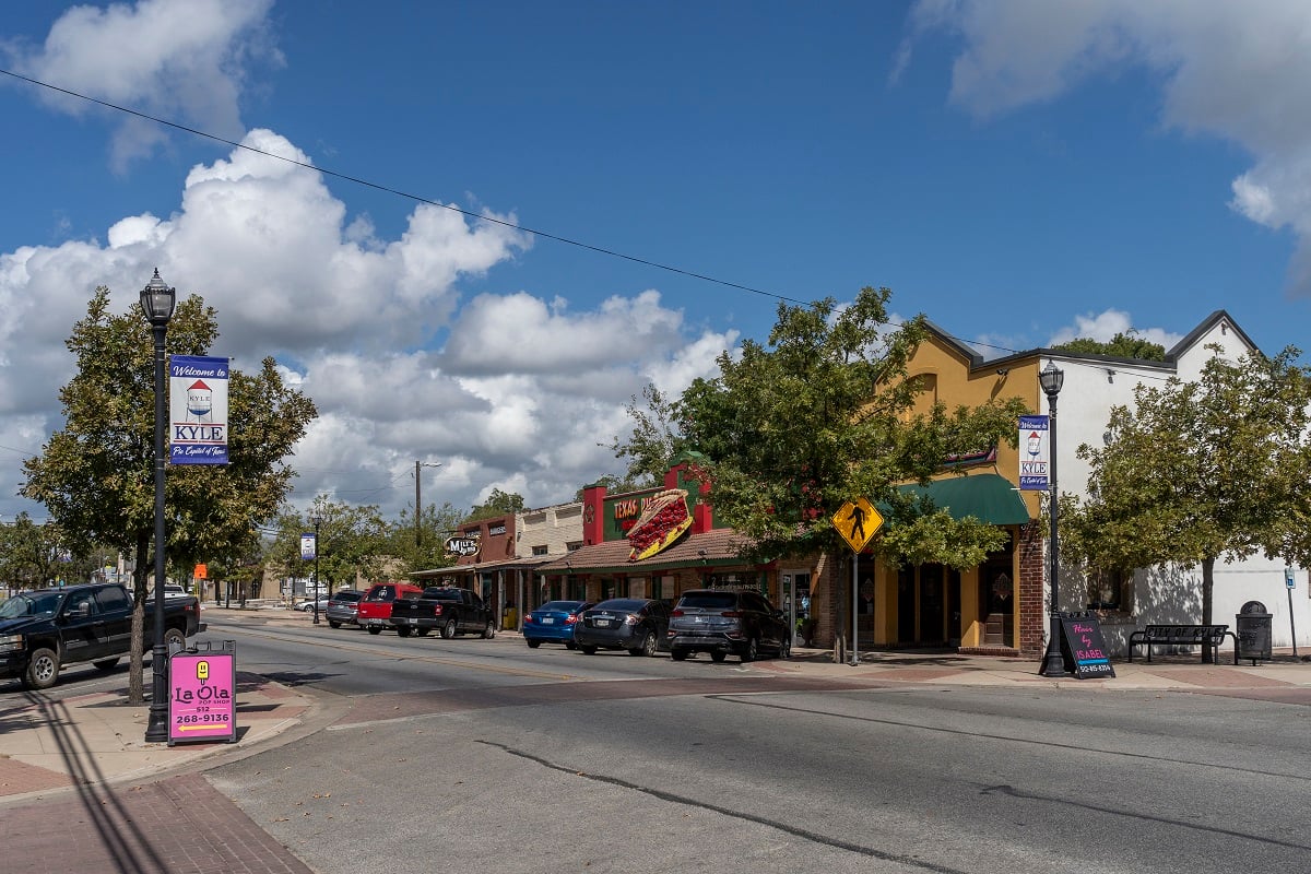 Minutes to downtown Kyle