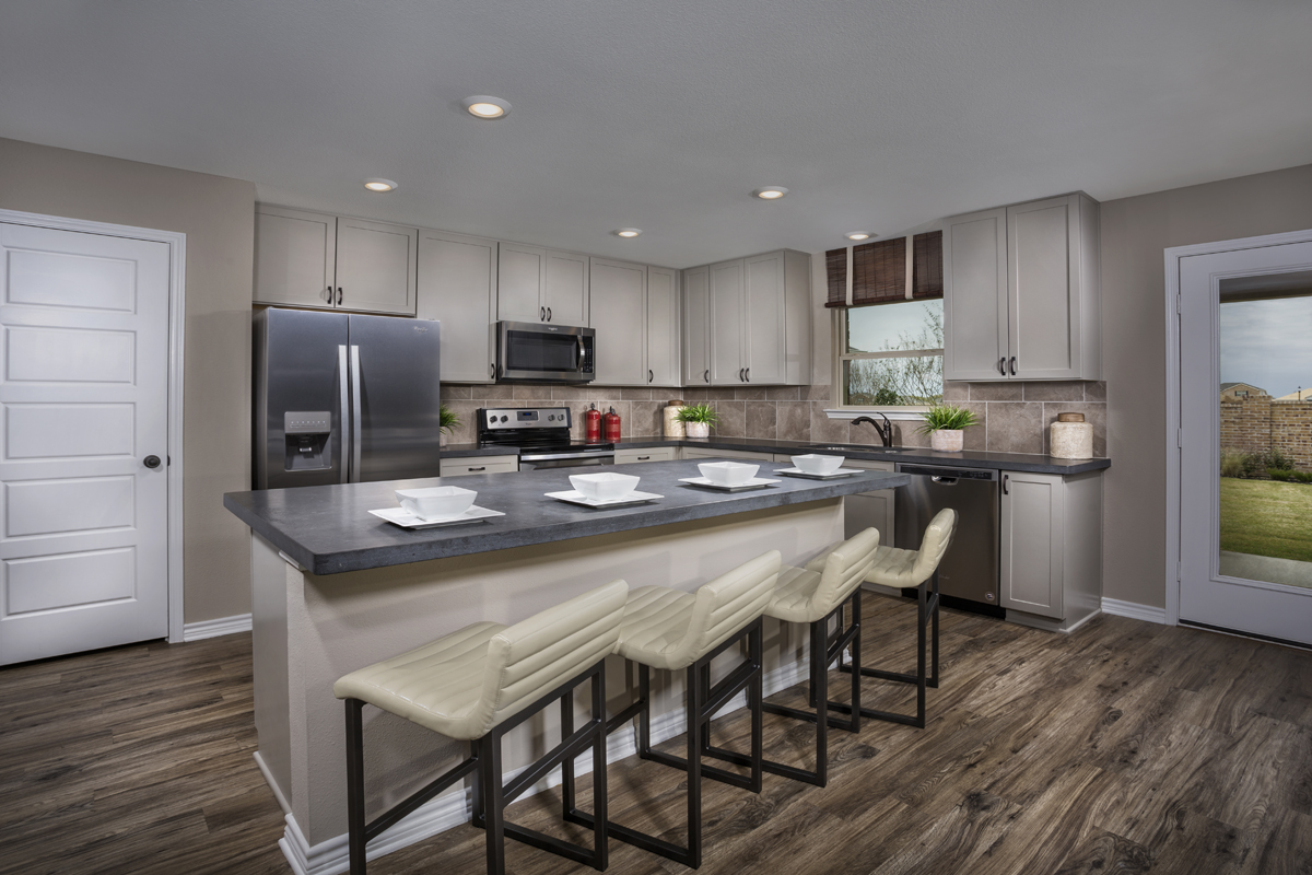 New Homes in Aubrey, TX - Winn Ridge II Plan 2535 Kitchen