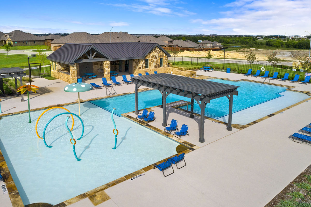 Community pool