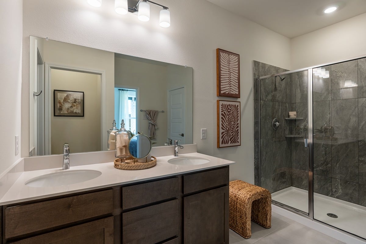 Primary bath
