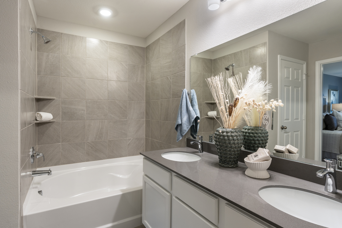 Primary bath
