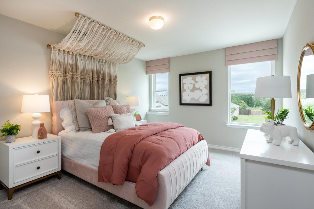 Secondary bedroom