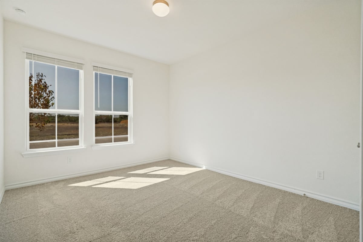Secondary bedroom