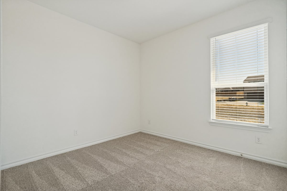 Secondary bedroom
