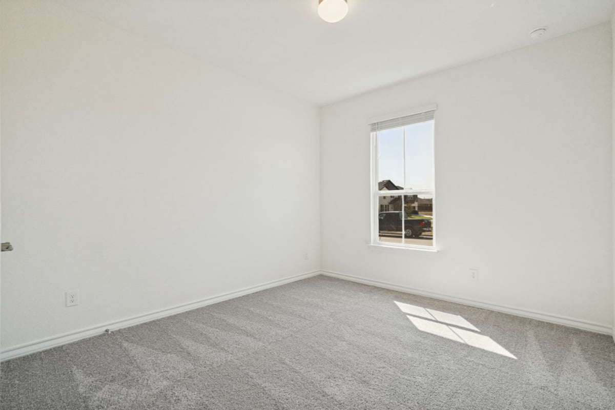 Secondary bedroom
