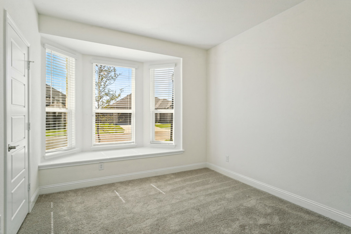 Secondary bedroom