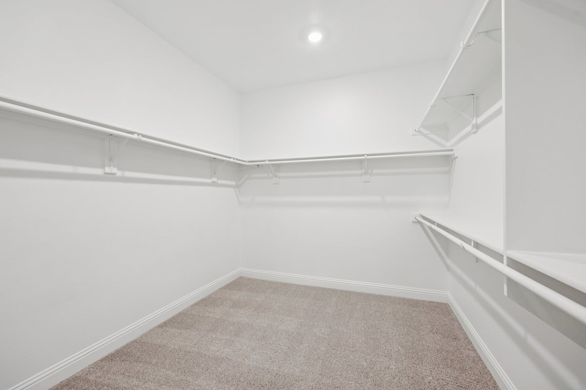 Walk-in closet