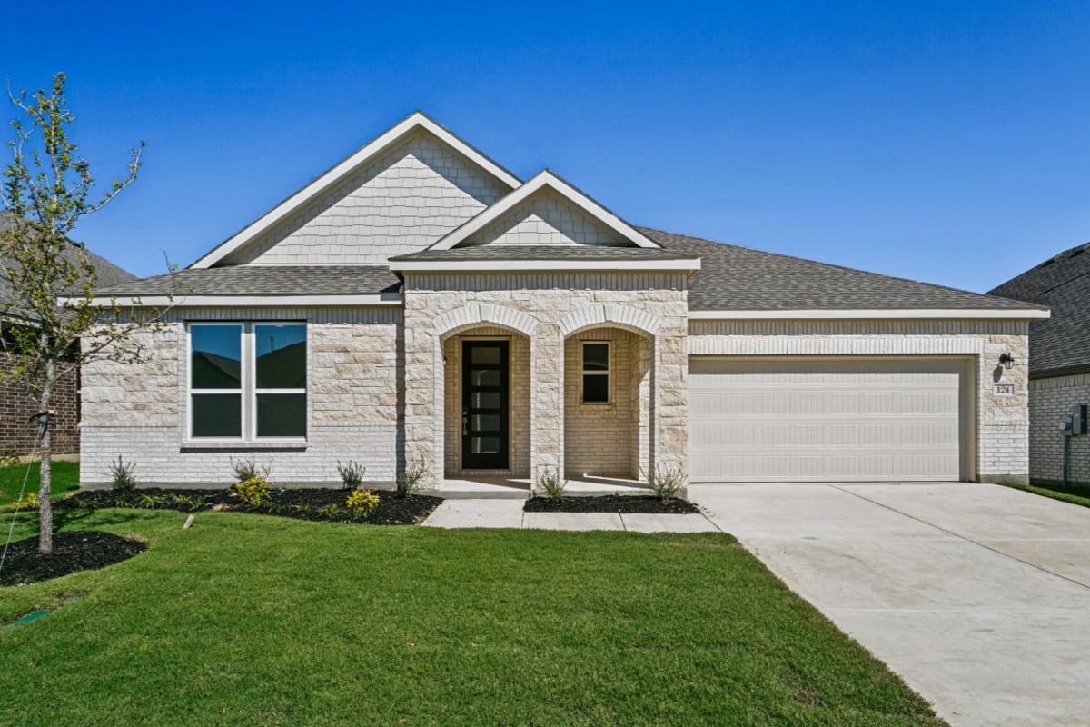 Plan 2091 Modeled at 124 Hudson Ln., Justin, Texas: photo 1