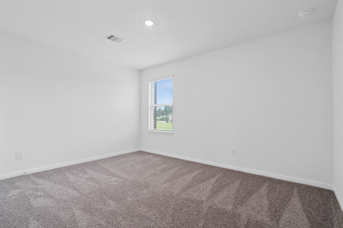 Secondary bedroom