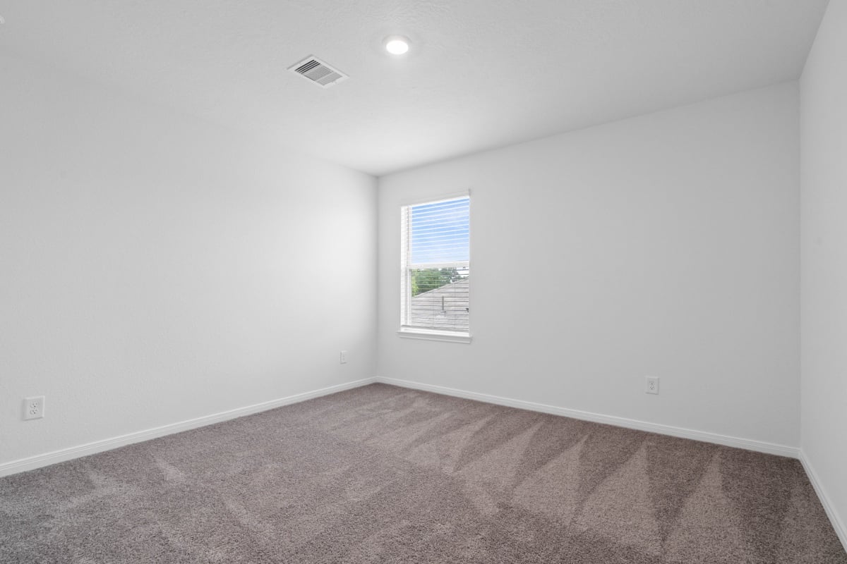 Secondary bedroom