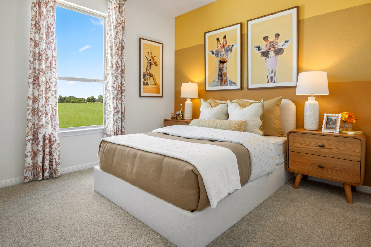 Secondary bedroom
