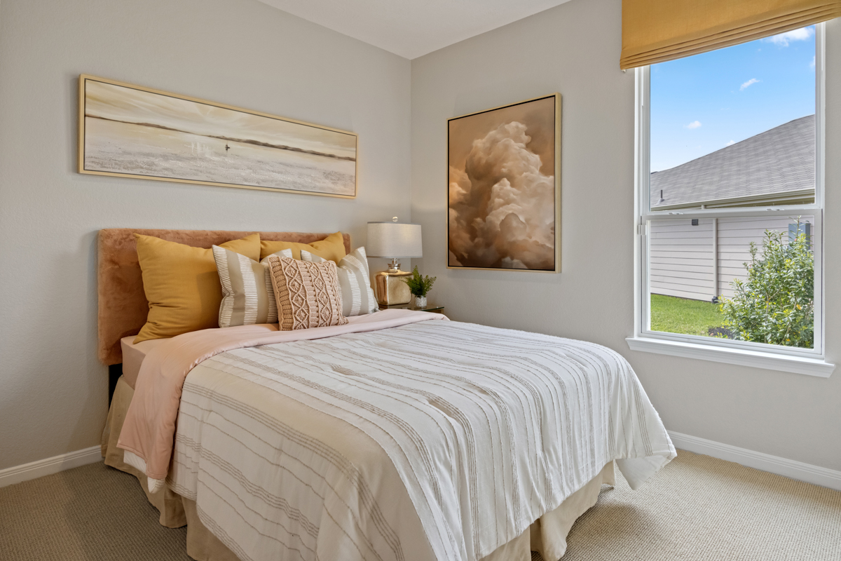 Secondary bedroom