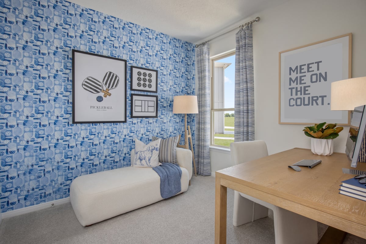 Secondary bedroom