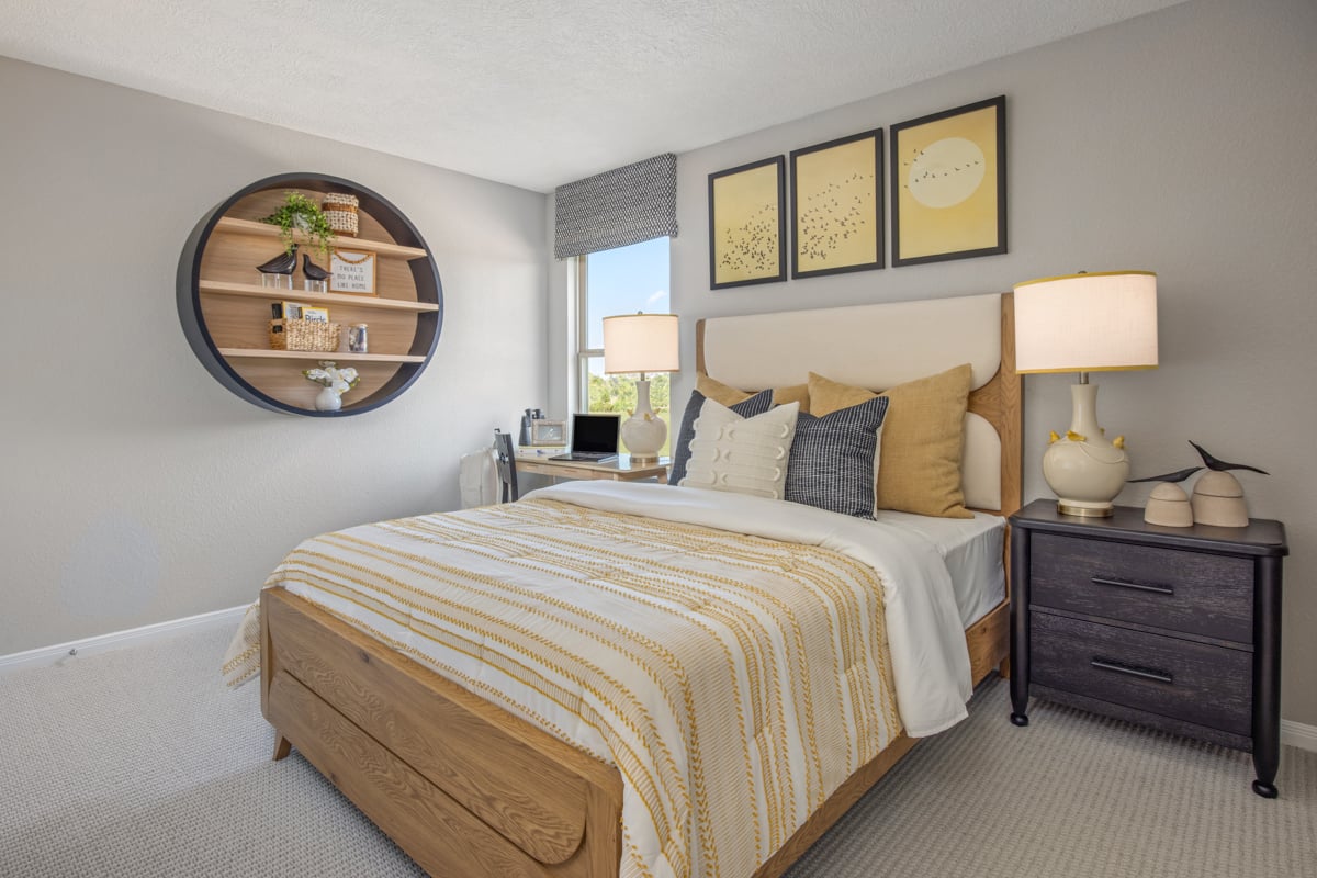 Secondary bedroom