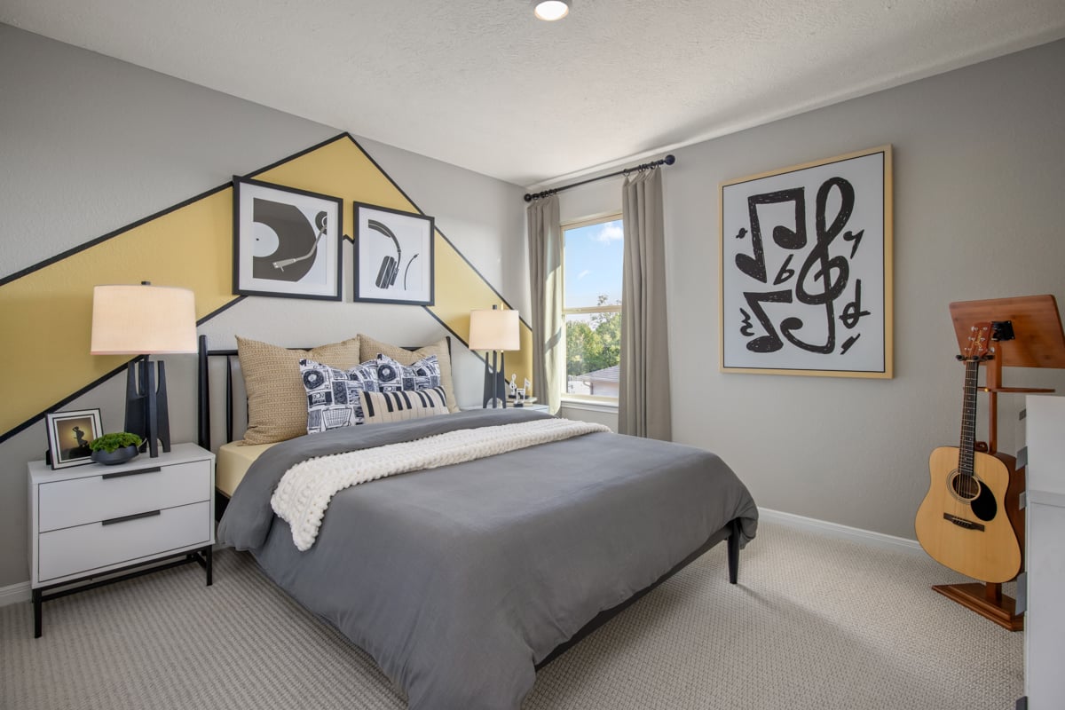 Secondary bedroom