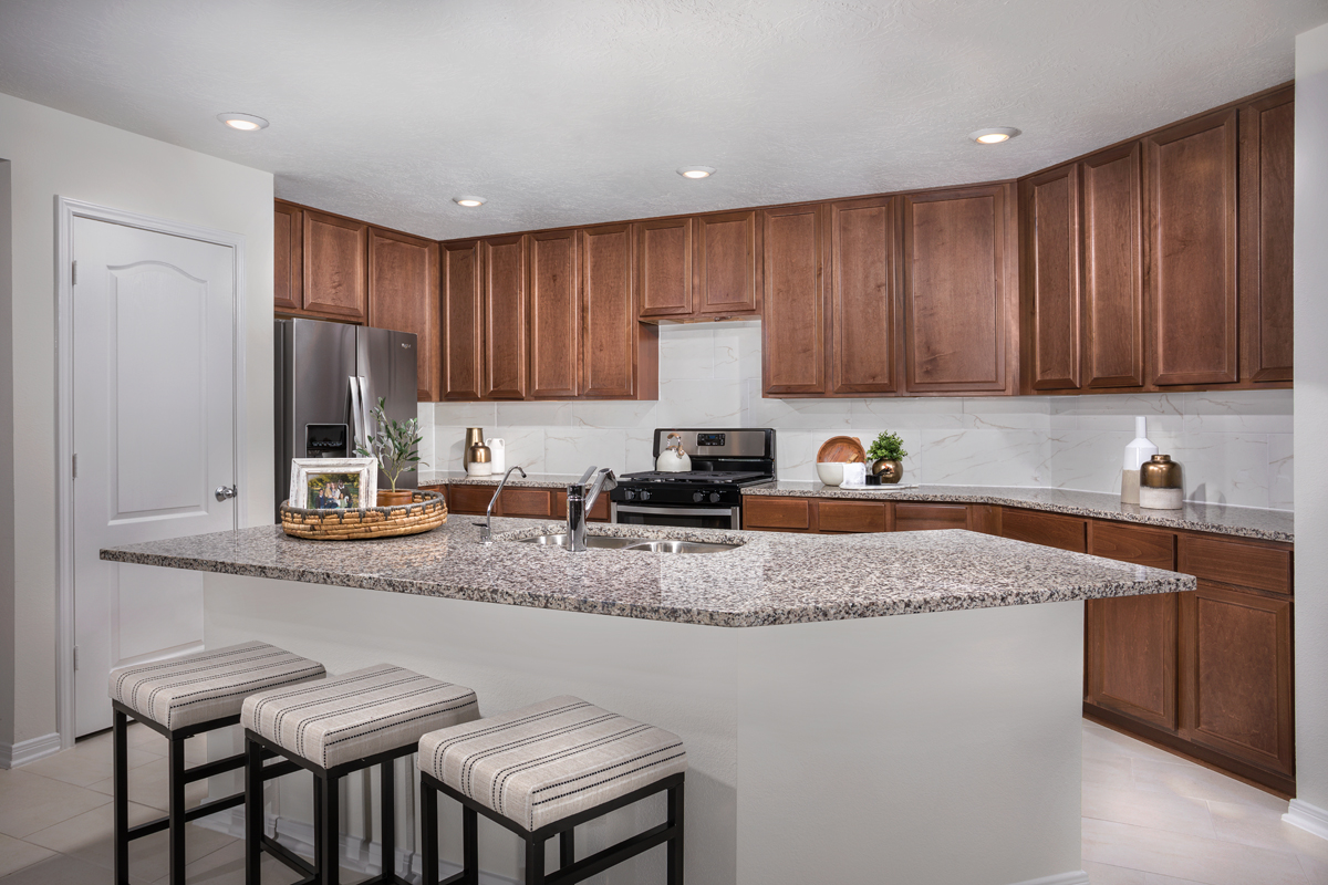 New Homes in Magnolia, TX - Creekside Court Plan 1585 Kitchen