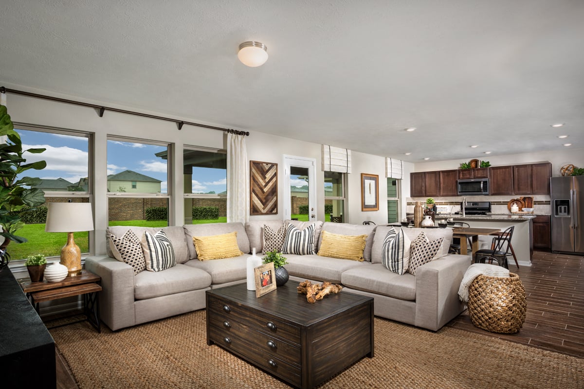 New Homes in Rosharon, TX - Glendale Lakes Plan 2372 Great Room as modeled at Cypress Creek Landing