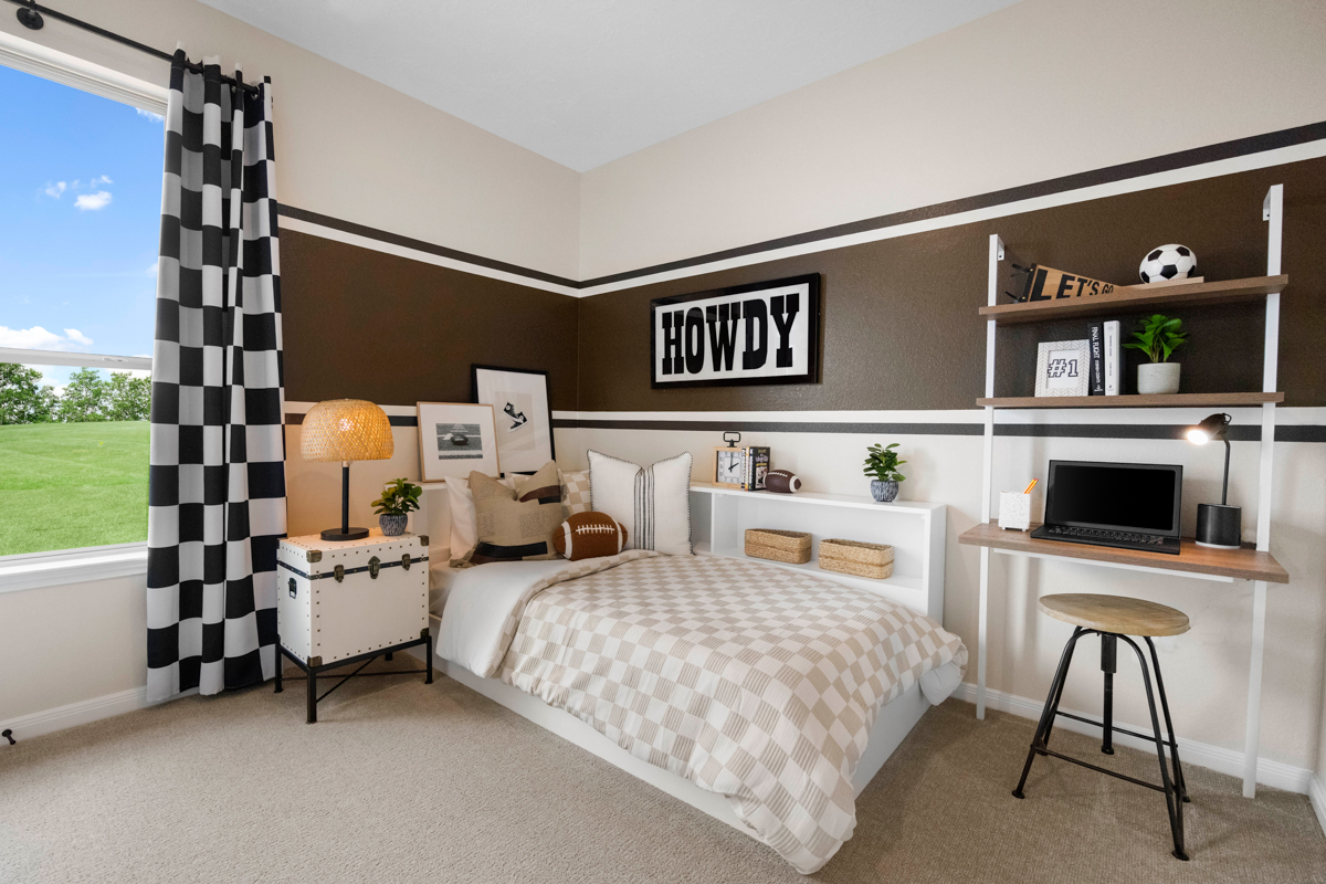 Secondary bedroom