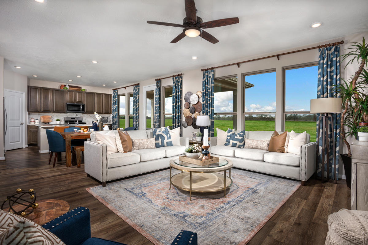 New Homes in Rosharon, TX - Glendale Lakes Plan 2596 Great Room as modeled at Deer Run Meadows