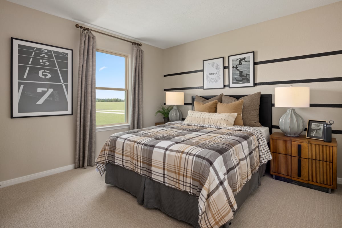 Secondary bedroom