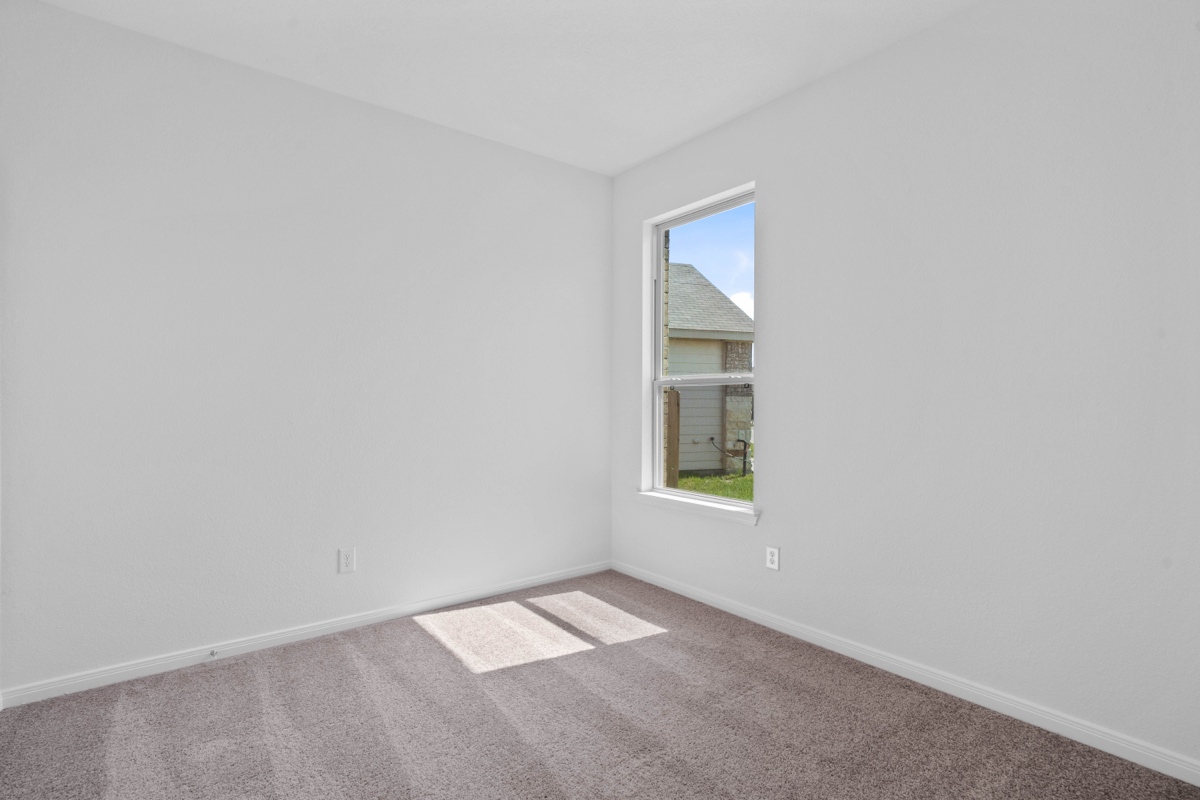 Secondary bedroom