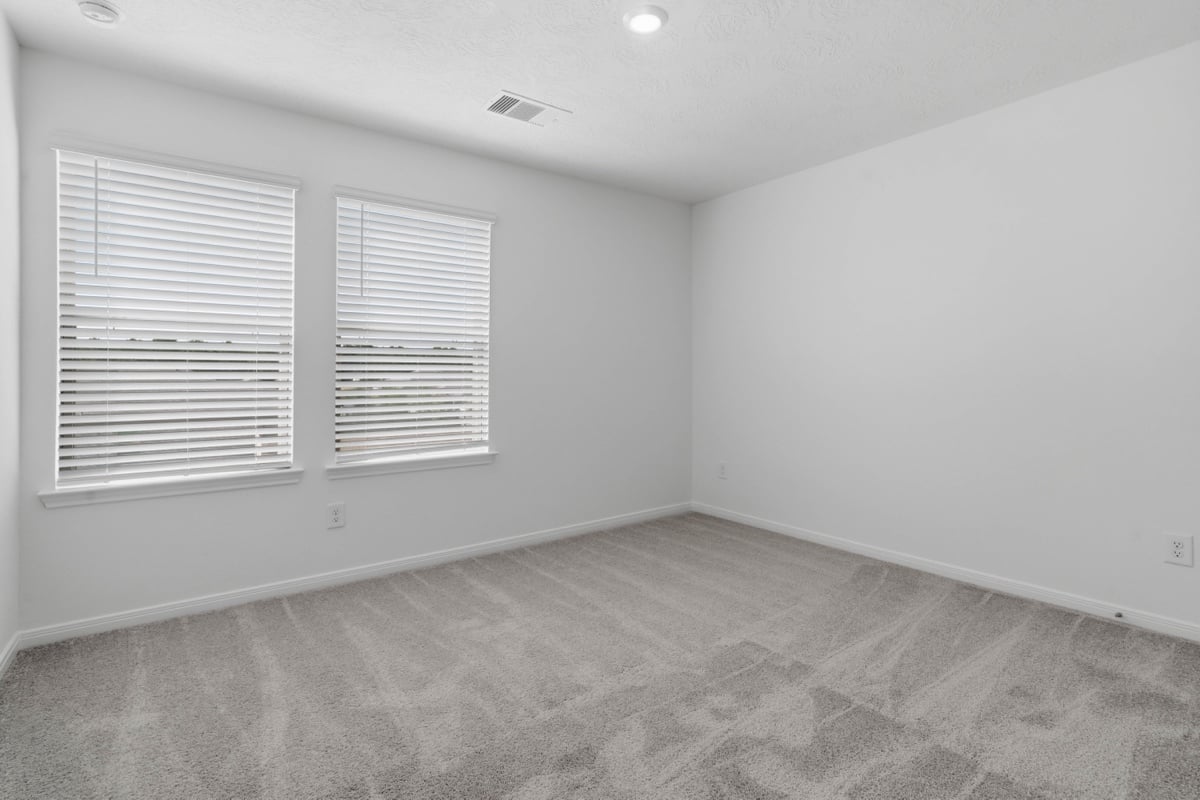 Secondary bedroom
