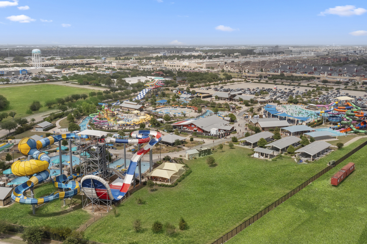 Close to Typhoon Texas Waterpark™